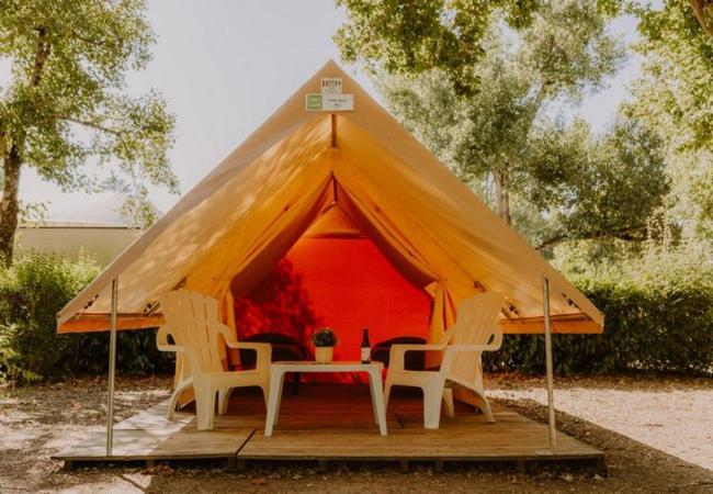 Camping Onlycamp Des Halles Decize Eksteriør billede