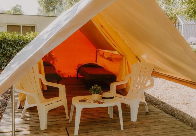 Camping Onlycamp Des Halles Decize Eksteriør billede